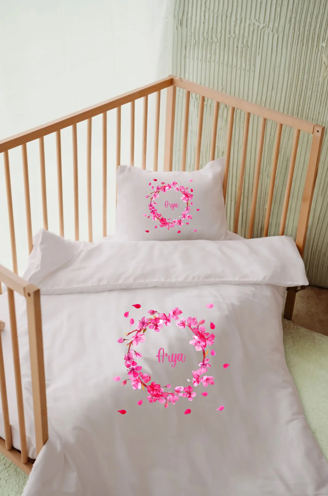 Pembe Çiçek Tasarımları - İsimli Bebek Nevresim Takımı | Can Baby