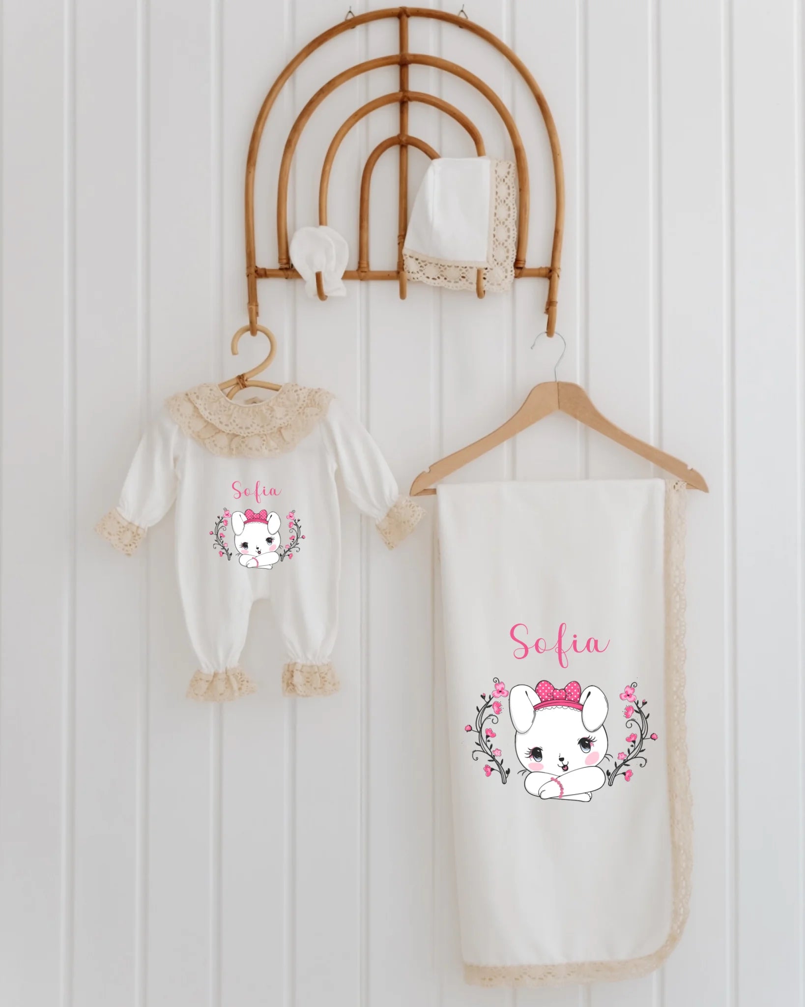 Hello Kitty Tasarımları - Dantelli Hastane Çıkış Seti