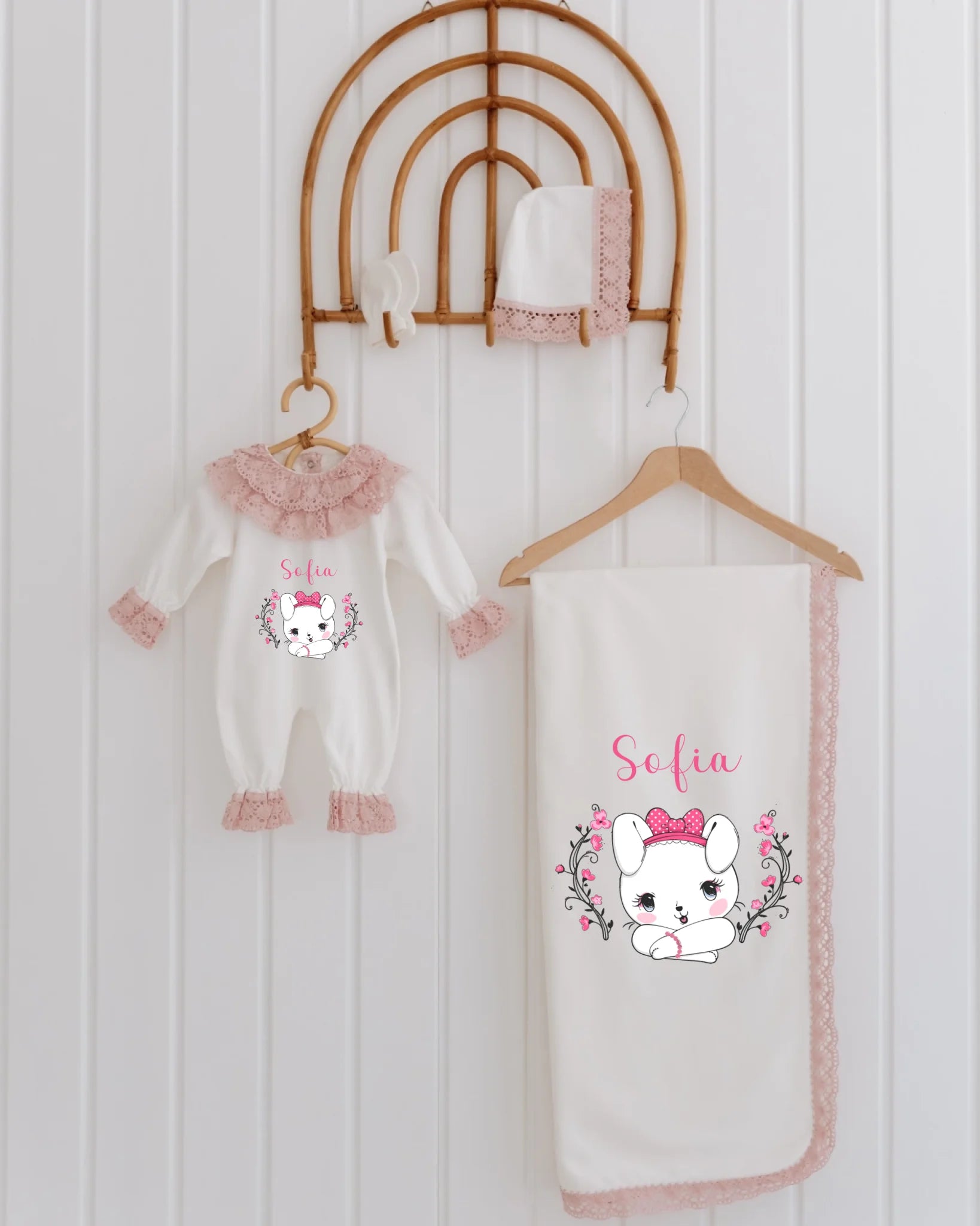 Hello Kitty Tasarımları - Dantelli Hastane Çıkış Seti