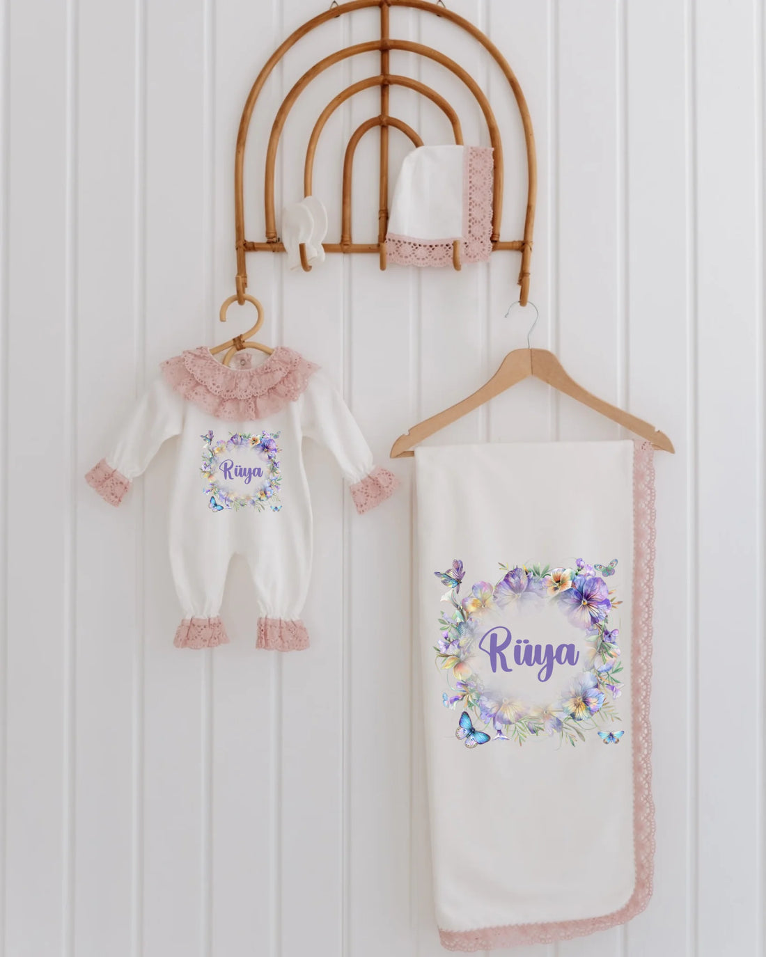 Kelebek Çiçek Tasarımları - Dantelli Hastane Çıkış Seti