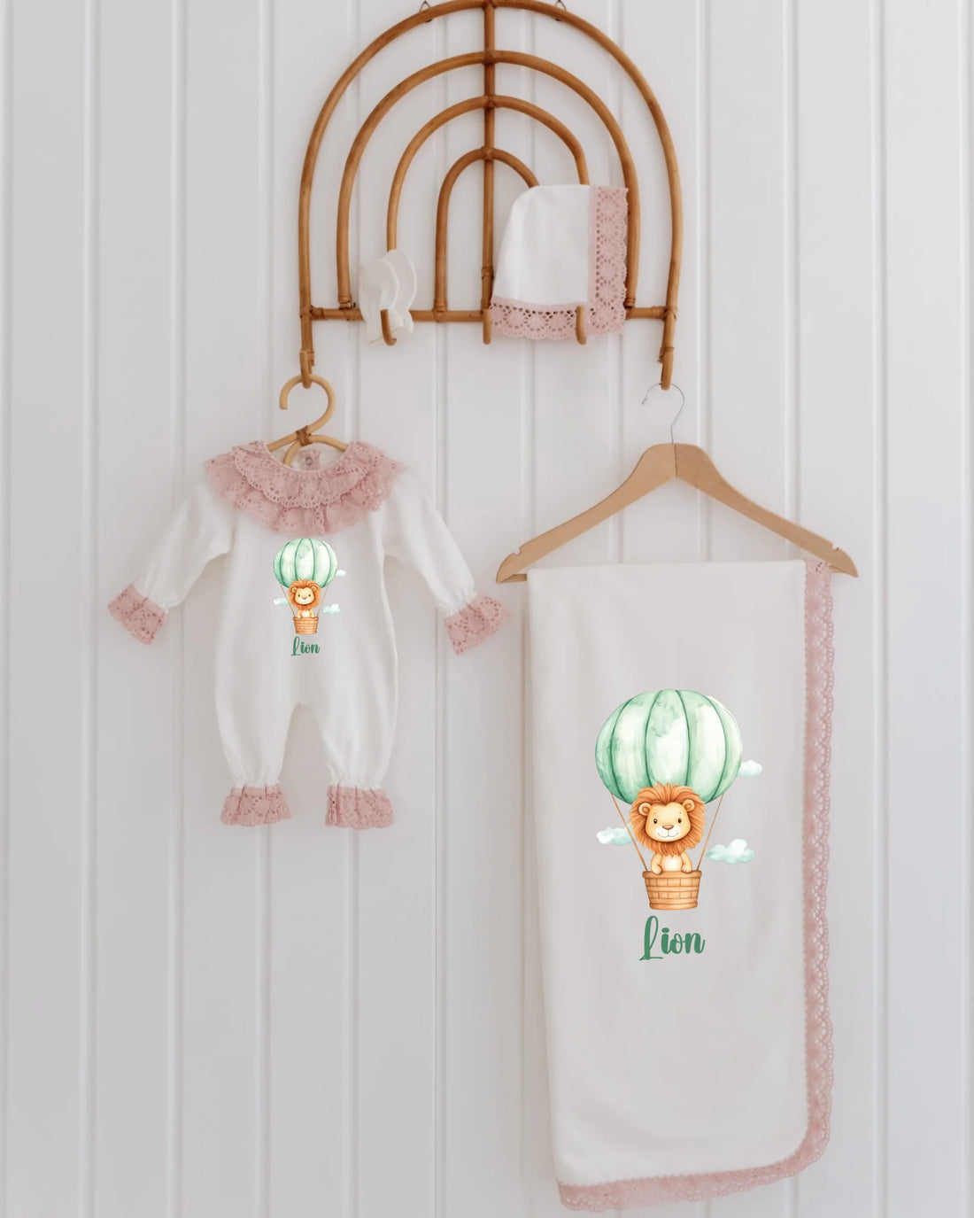 Uçan Aslan Tasarımları - Dantelli Hastane Çıkış Seti