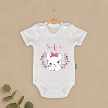 Alt Tag: Hello Kitty Tasarımları - İsimli Bebek Zıbın, %100 pamuklu, kişiye özel yenidoğan zıbın. Sofya ismi yazılı body, canlı önizleme ile gör.